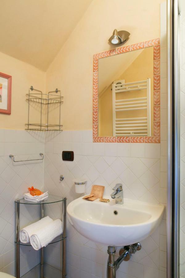 Agriturismo Il Castagnolino ซานจีมิญญาโน ภายนอก รูปภาพ
